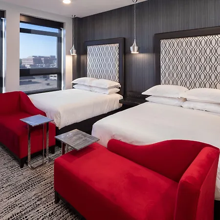 Hotel On Phillips-2